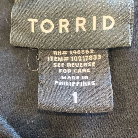 Torrid Black Sleeveless Top Keyhole Neck Opening Size 1X - Picture 5 of 10